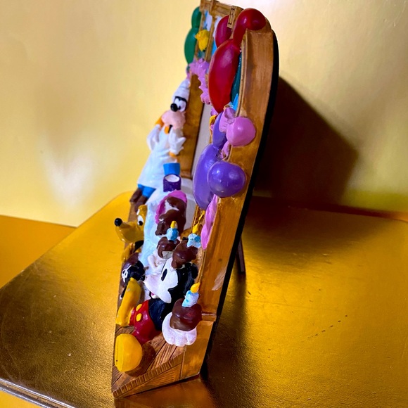 DISNEY STORE EXCLUSIVE VTG 90’s 3-D MICKEY & FRIENDS HAPPY BIRTHDAY PARTY FRAME - Picture 11 of 16